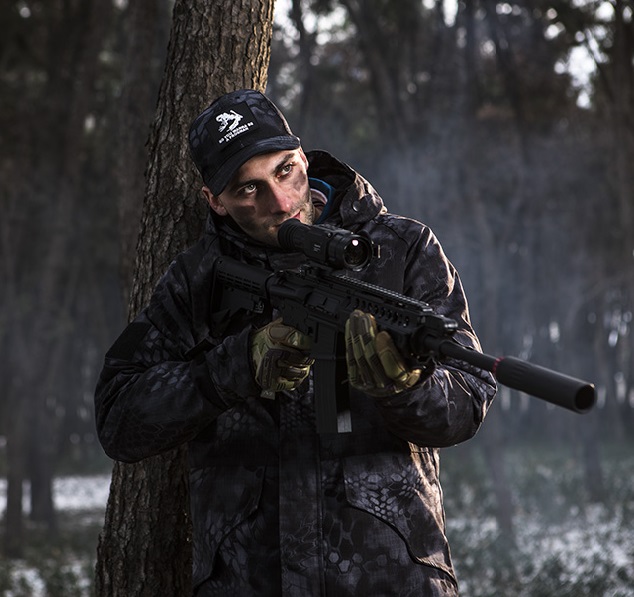 Лучшие тепловизионные прицелы в классе. Обнаружение человека до 2597 метров